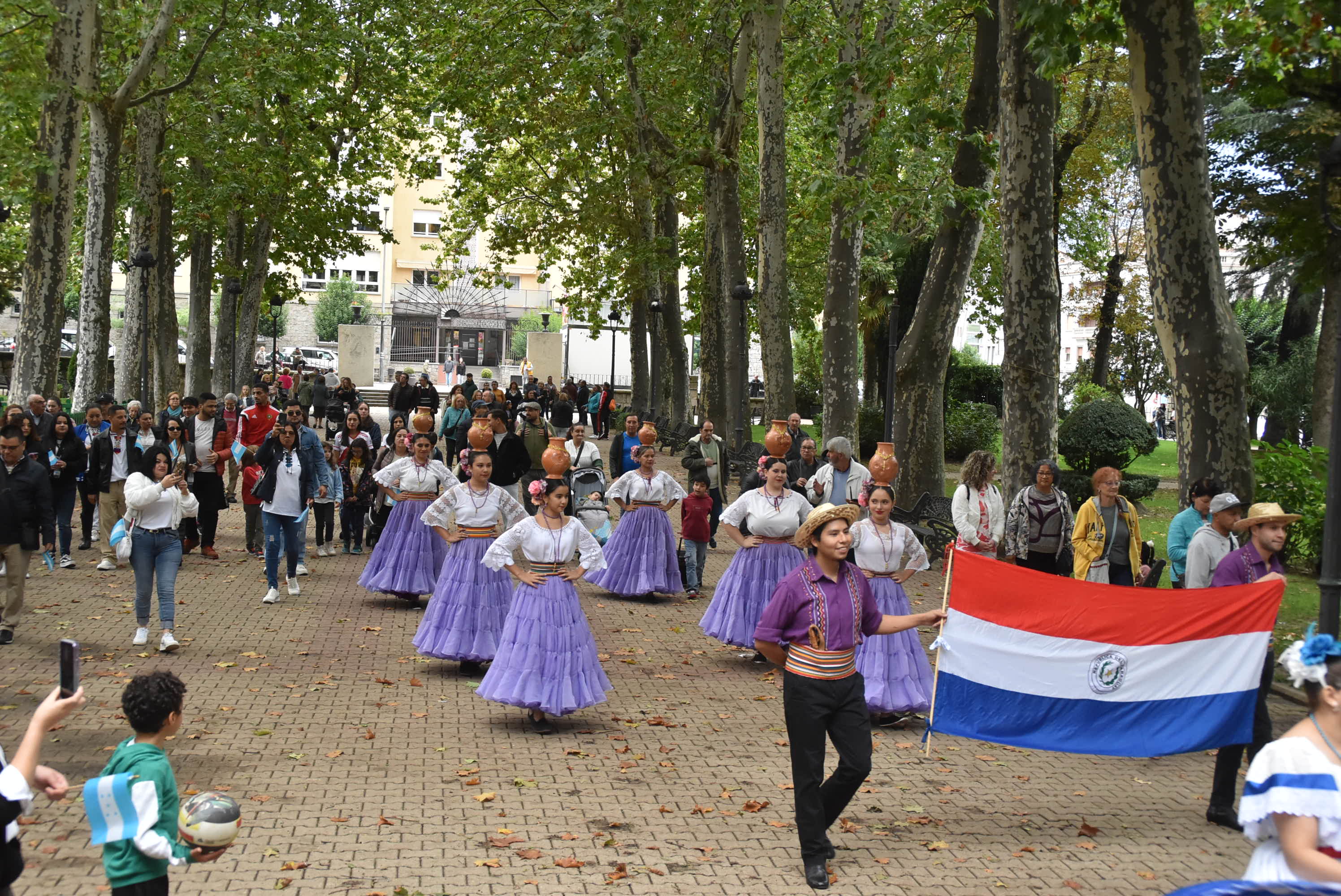 Lleno en Béjar en el primer día de la Hispanidad para fomentar la convivencia