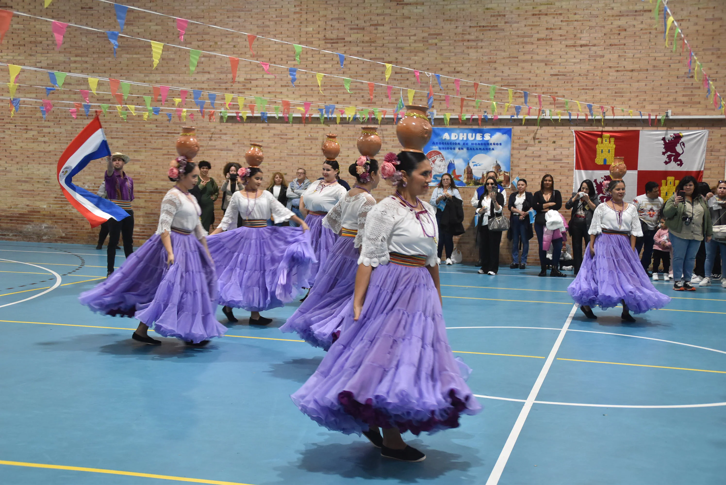 Lleno en Béjar en el primer día de la Hispanidad para fomentar la convivencia