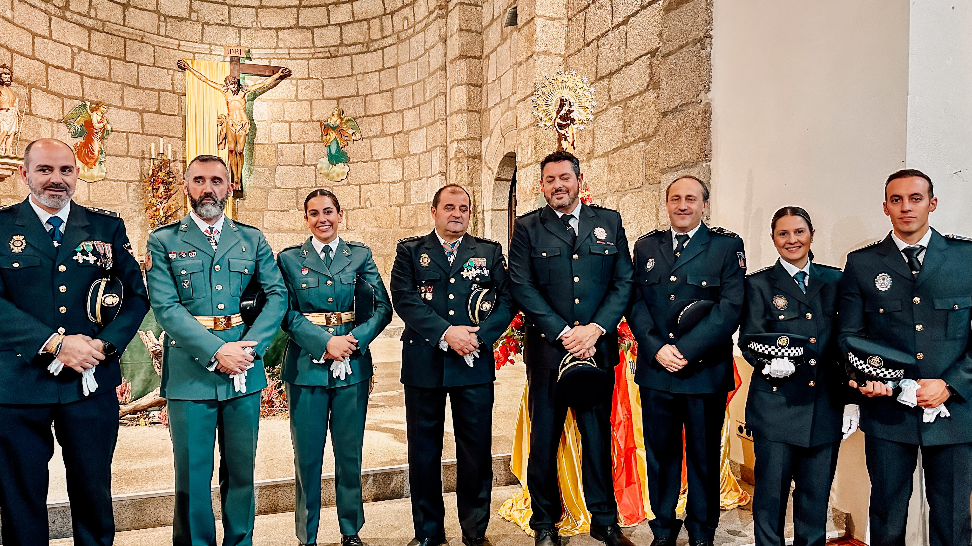 La Guardia Civil de Béjar celebra su día con misa, condecoraciones y convite