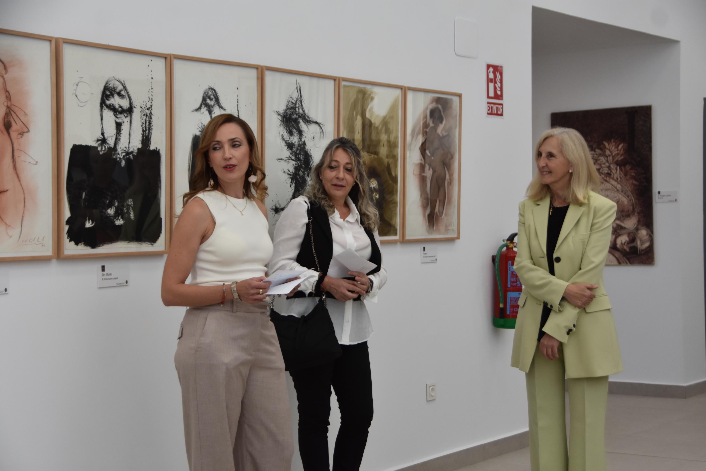 Inaugurada en Alba &#039;Trazos y pinceladas&#039; del artista Cotobal