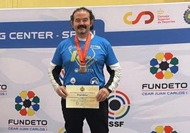 José Domingo López, con la medalla de bronce en Las Gavias.