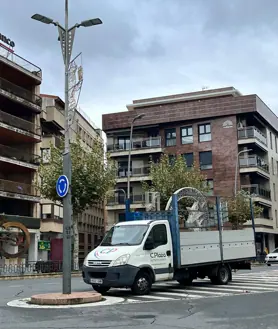 Imagen secundaria 2 - Distintos puntos de Béjar con adornos navideños.