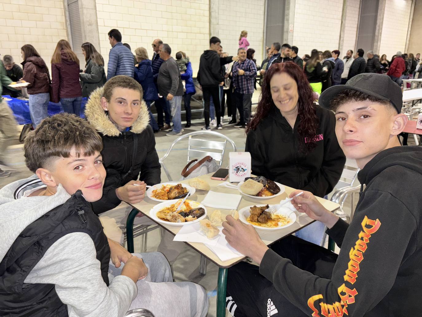 Buen sabor de boca en el inicio de las fiestas del Santo Cristo en Arabayona