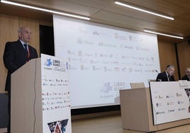 Pedro Díaz en su discurso en el Libro Blanco de LA GACETA.