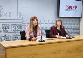 María Sánchez y María García, este miércoles en la sala de prensa del Ayuntamiento.