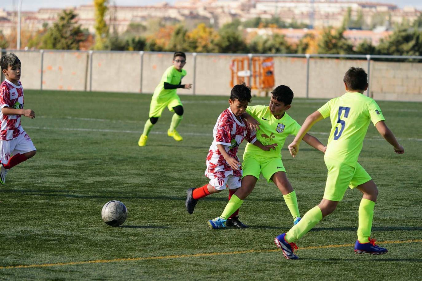 Las mejores imágenes de la jornada 6 en el fútbol base