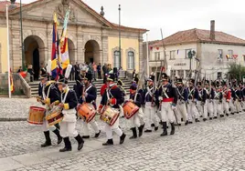 Los participantes en la recreación del cerco de Almeida estarán presentes con sus uniformes en la cita de Arapiles.