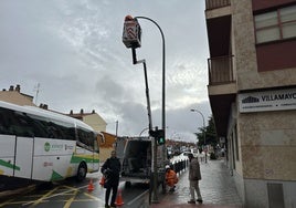 Renovación de luminarias en Villamayor.