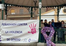 Lectura de manifiesto del 25N en Peñaranda