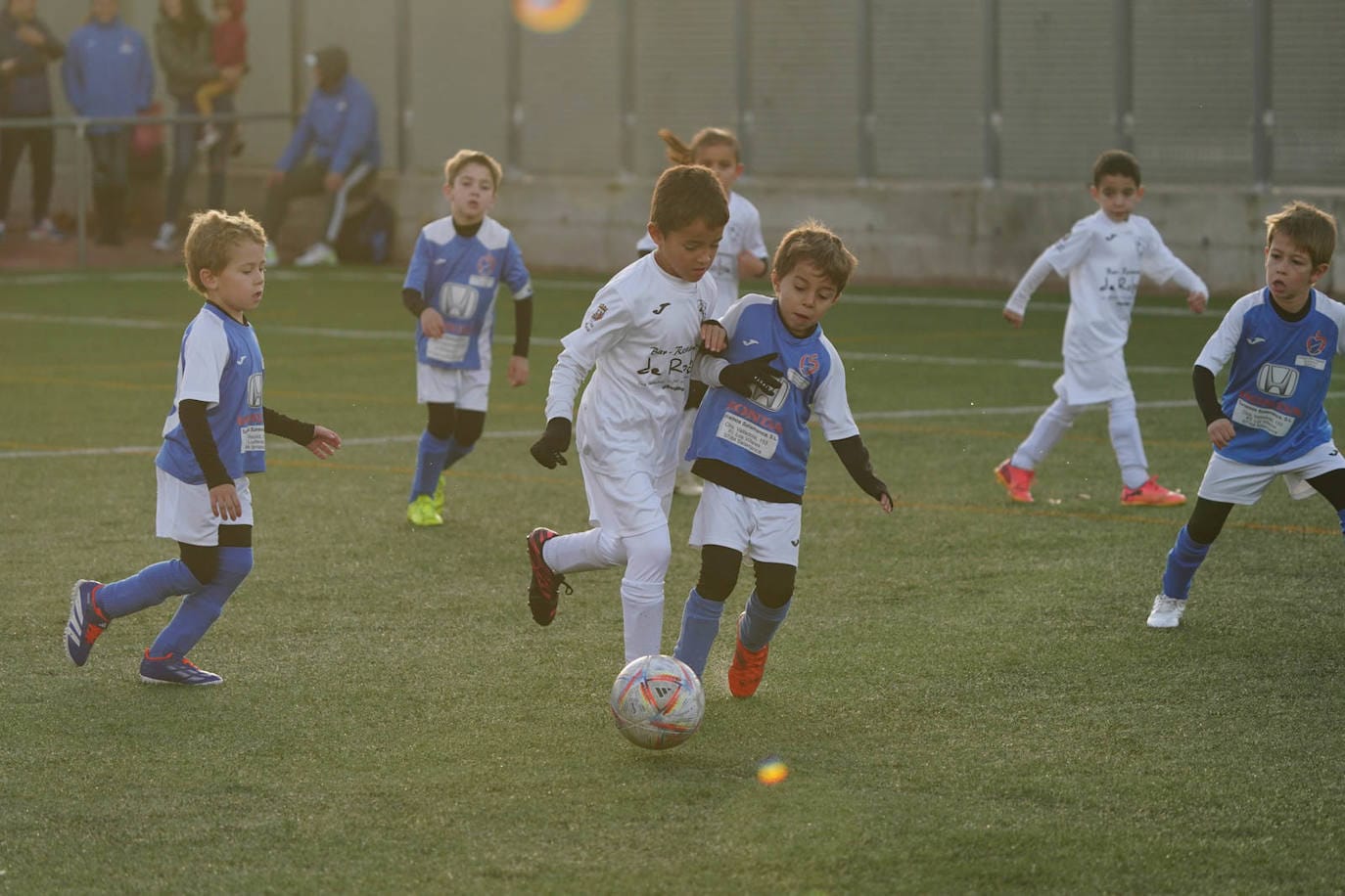 La jornada del fútbol base en Salamanca, en imágenes