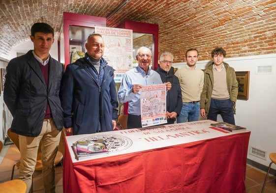 Diosleguarde, Primitivo Hernández, Antonio Frías, Toño Blázquez, Damián Castaño y Antonio Grande, en la presentación del cartel