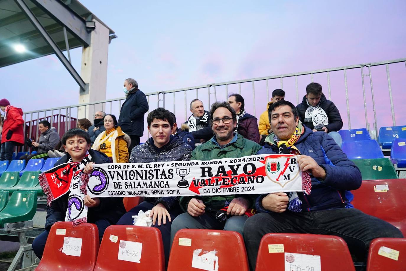 Llenazo en el Reina Sofía para impulsar a Unionistas en la Copa: búscate en la grada ante el Rayo Vallecano