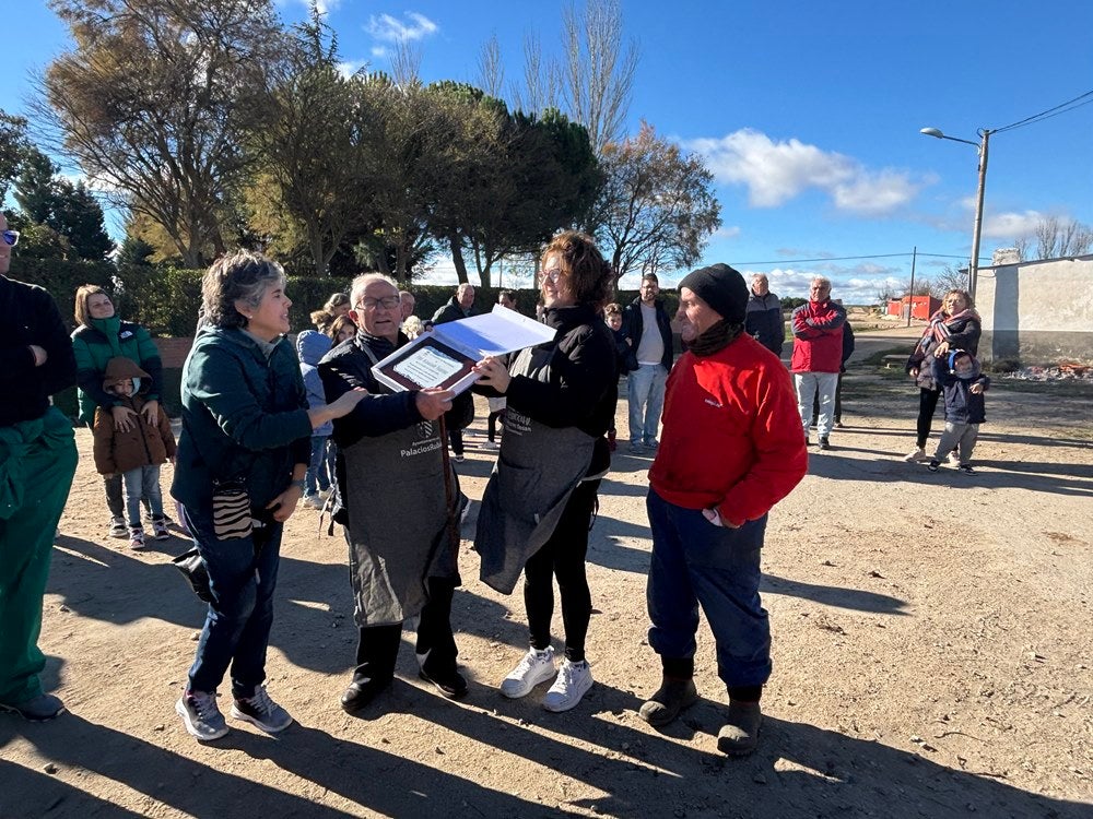 El homenaje de Palaciosrubios a un vecino “dispuesto a ayudar al pueblo”