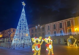 Decoración navideña en Peñaranda de Bracamonte.