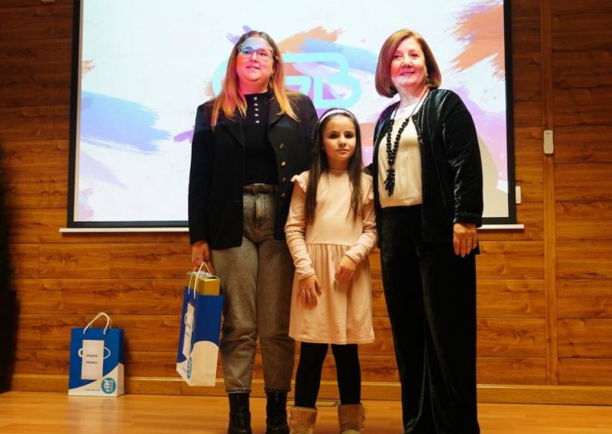 Imagen secundaria 1 - Fundación CGB reconoce a las mejores narraciones de escolares sobre el Alzheimer
