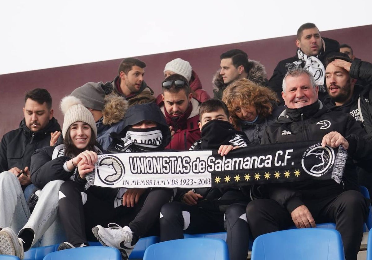 Búscate en la grada del Reina Sofía en el partido entre Unionistas y la Real Sociedad B