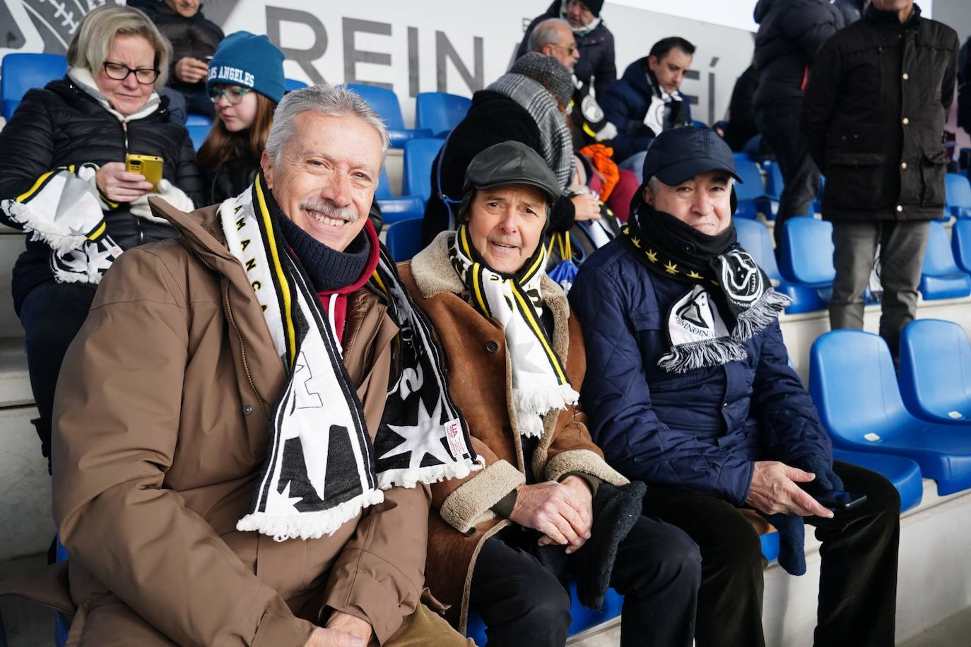 Búscate en la grada del Reina Sofía en el partido entre Unionistas y la Real Sociedad B