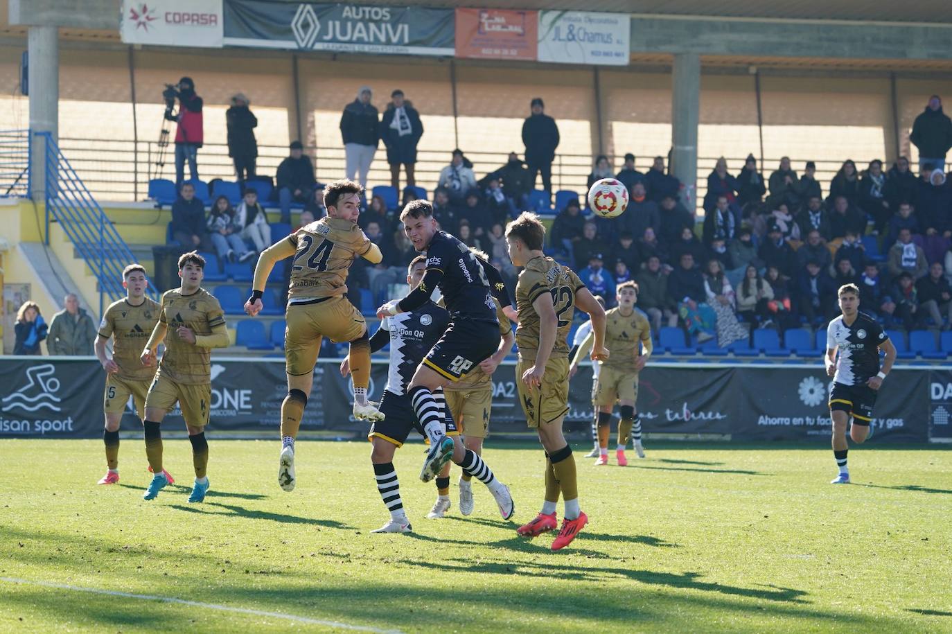 Las mejores imágenes del polémico empate entre Unionistas y la Real Sociedad B este domingo