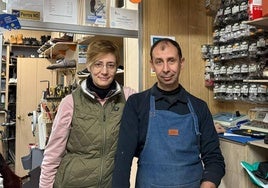 María Jesús y Francisco Javier Martín, en su negocio.