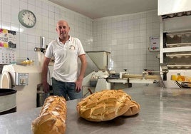 Colon, pan grande y pan pequeño elaborados en la panadería de Clemente Bautista.