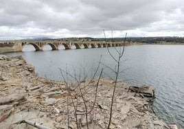 El embalse de Santa Teresa, con 370,25 hectómetros cúbicos.