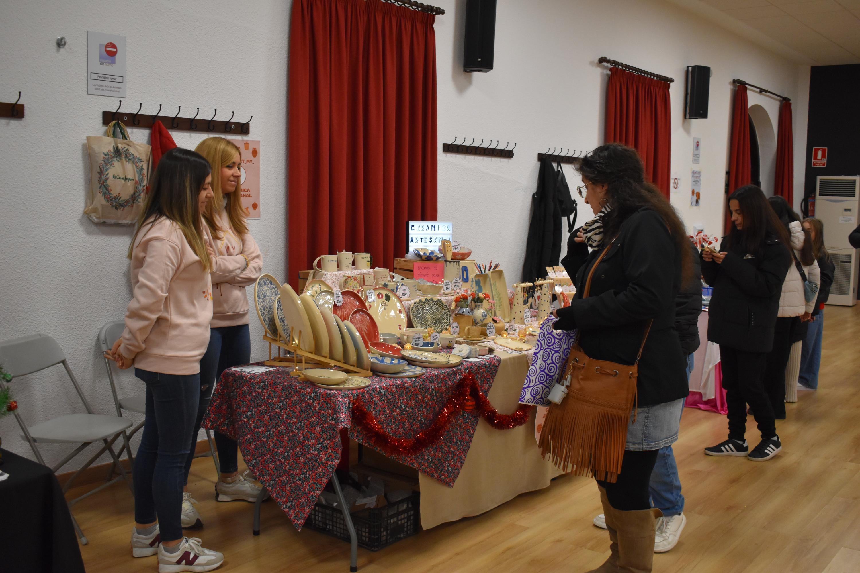 Cita solidaria en el mercado de Castellanos de Moriscos