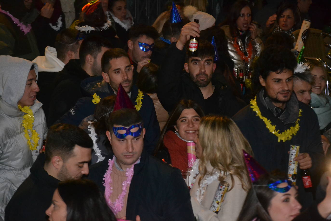 Los jóvenes de Ciudad Rodrigo festejan la entrada al 2025