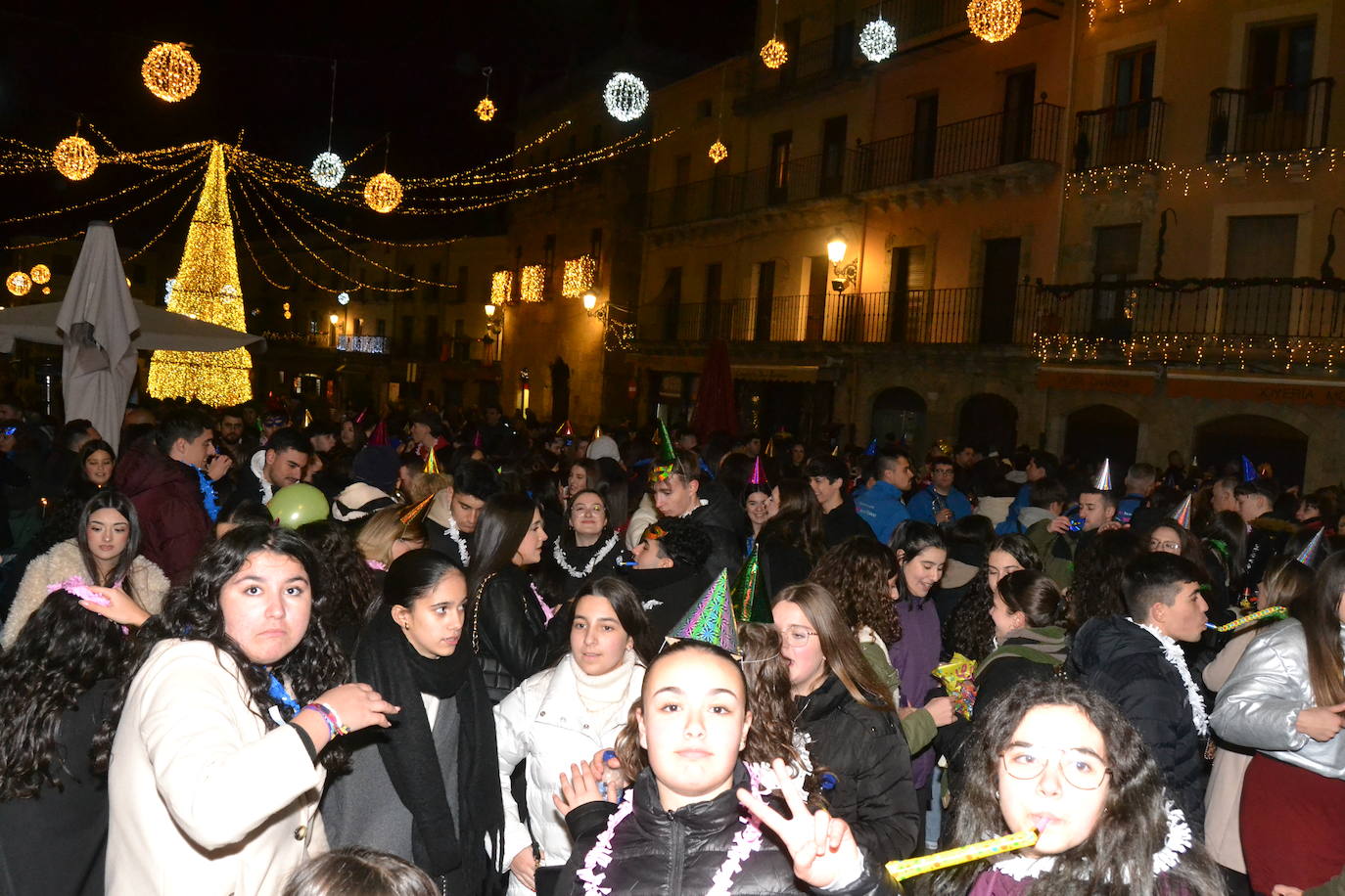 Los jóvenes de Ciudad Rodrigo festejan la entrada al 2025