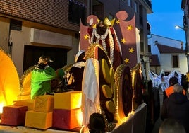 Una de las carrozas del año pasado en la cabalgata de Alba de Tormes.