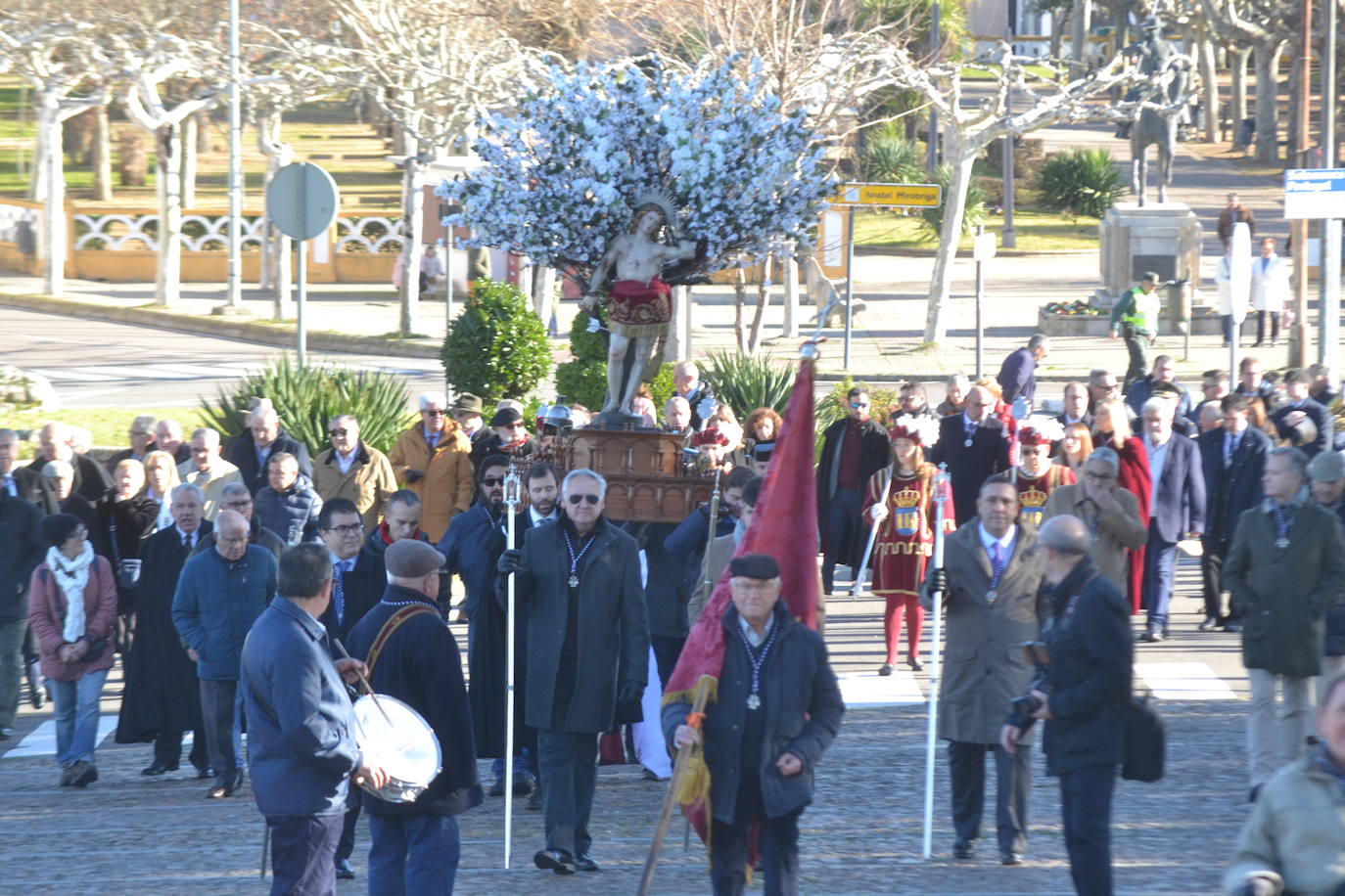 Ciudad Rodrigo arropa a San Sebastián en su marcha a la Catedral