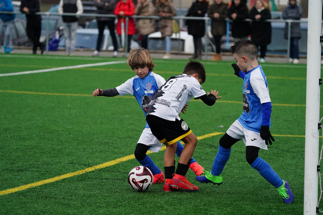 Las mejores imágenes de la jornada 12 en el fútbol base