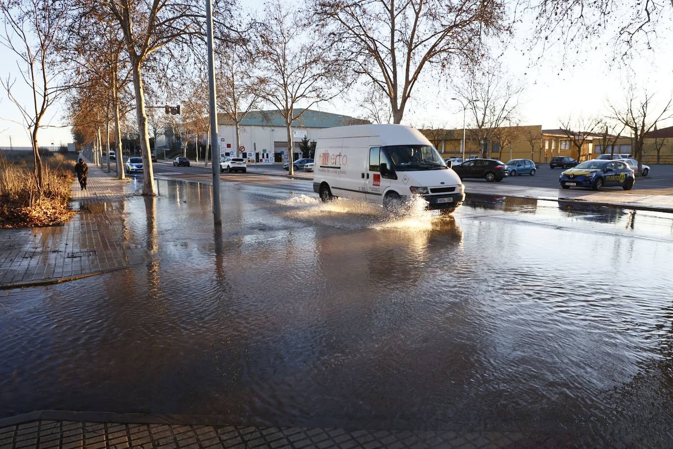 Así ha quedado la avenida de San Agustín tras el reventón