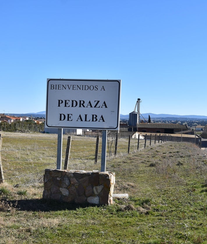 Imagen secundaria 2 - Así se vive en los pueblos más fríos de Salamanca: «Estoy encogida todo el día»