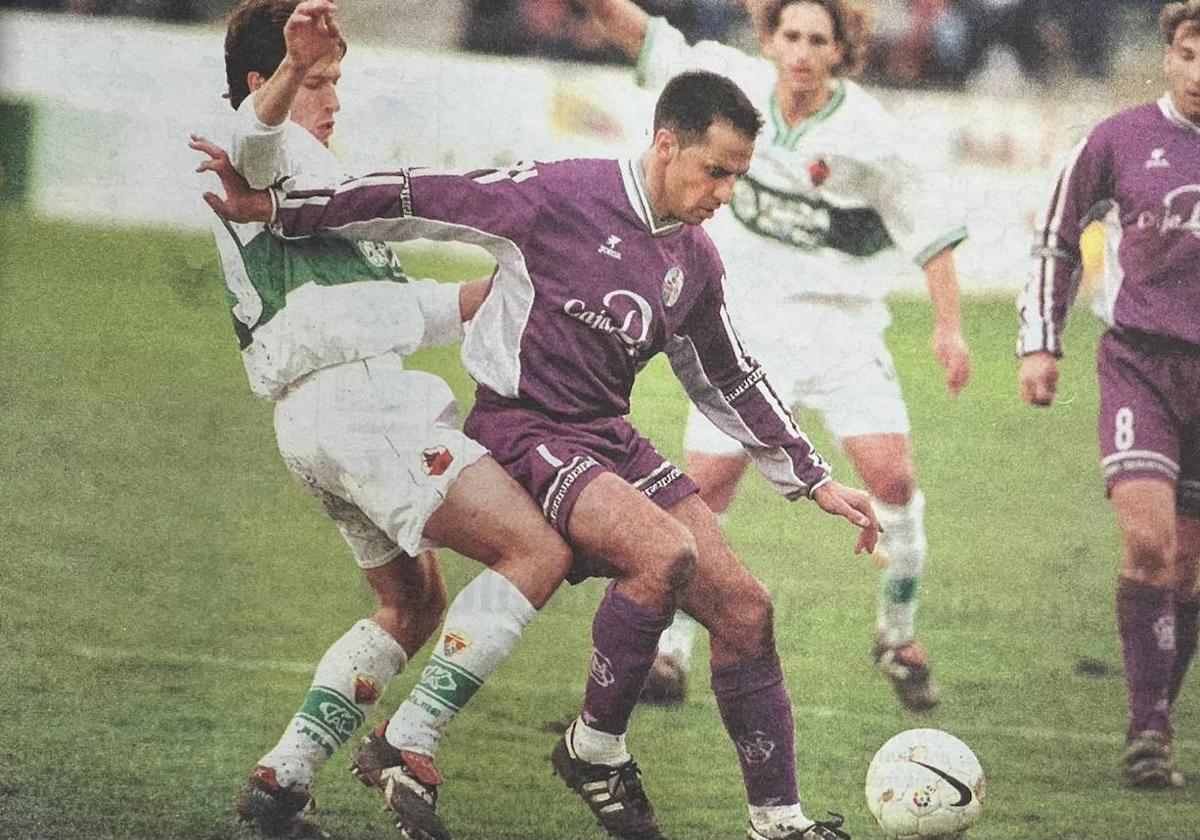 Imagen del partido que la Unión Deportiva Salamanca ganó contra el Elche en el año 2000.