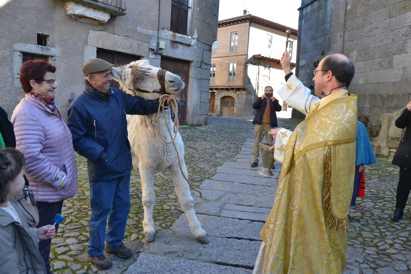 La Alberca despide a su vecino Antón con motivo de su santo