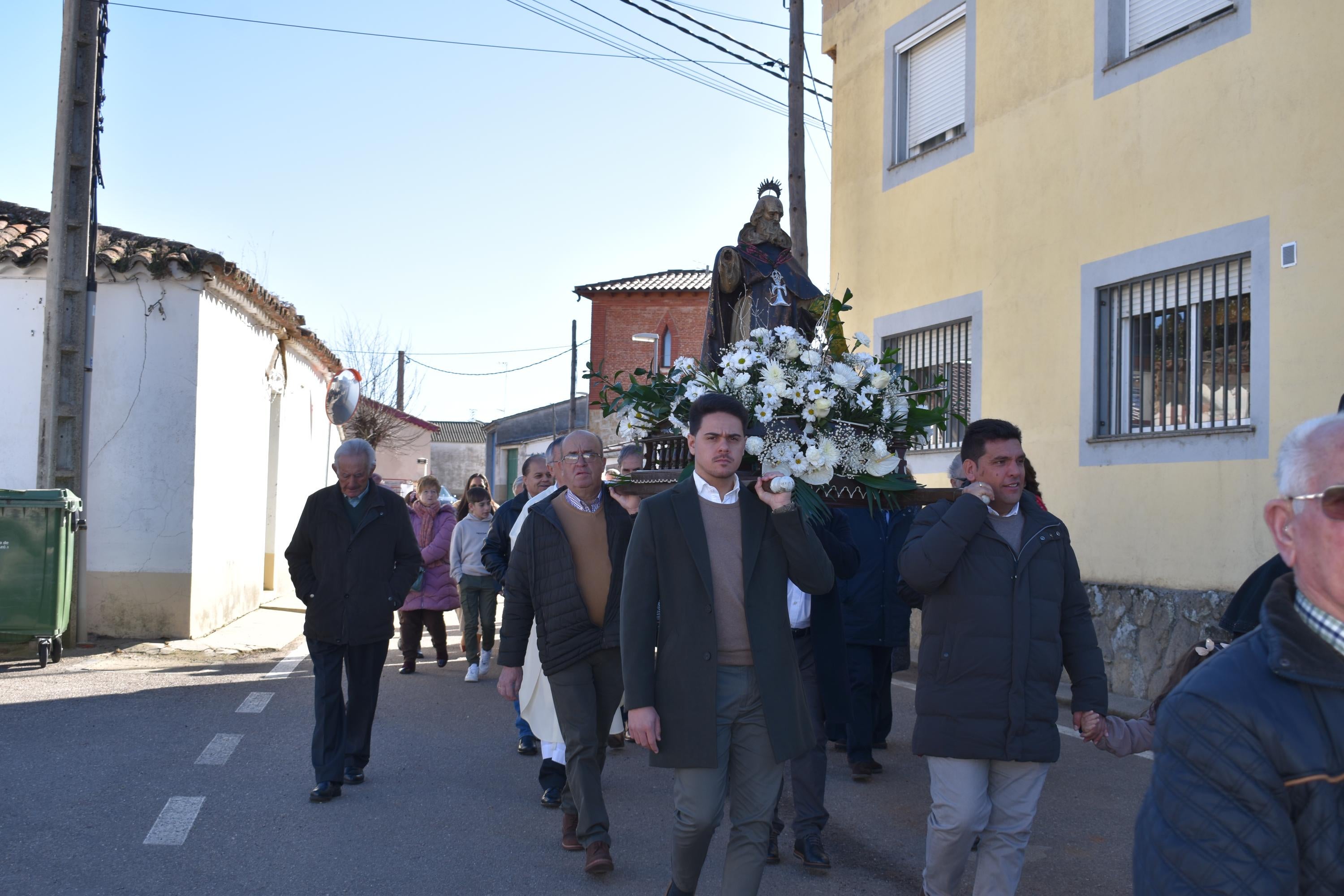 Procesión con susto en Calzada de Don Diego