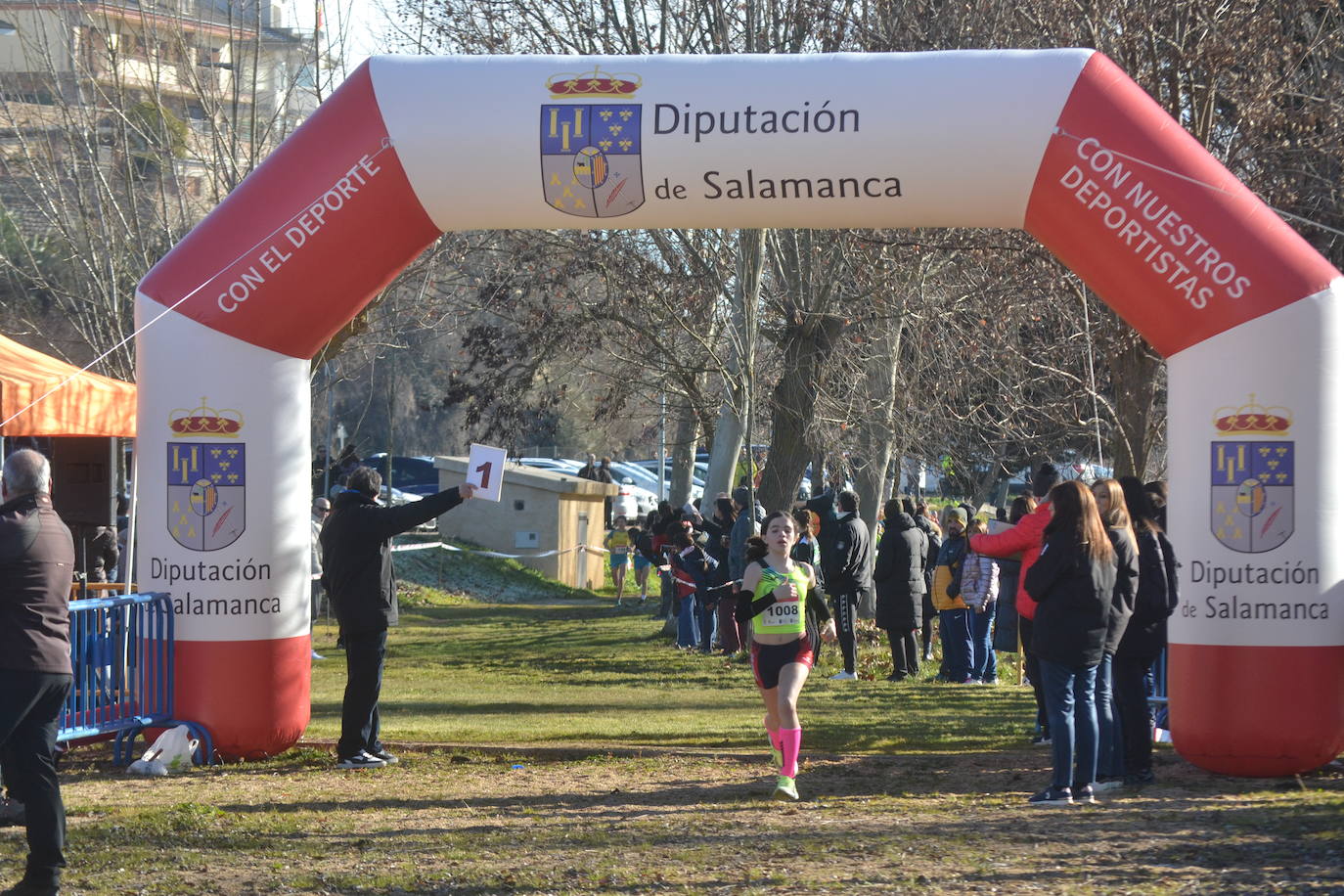 Entretenida mañana de cross escolar en Ciudad Rodrigo a pesar del frío