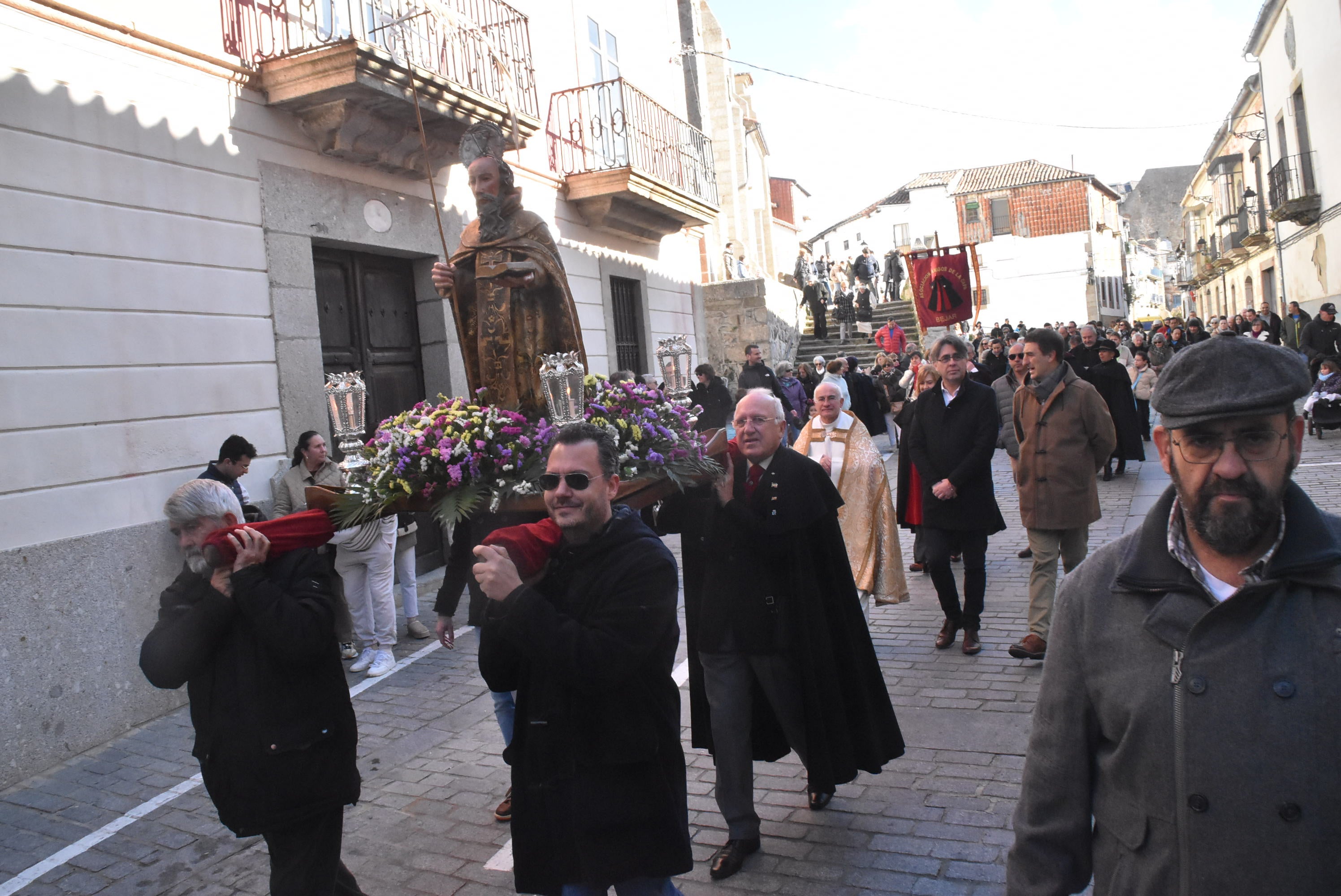 San Antón renueva la protección a los animales en Béjar