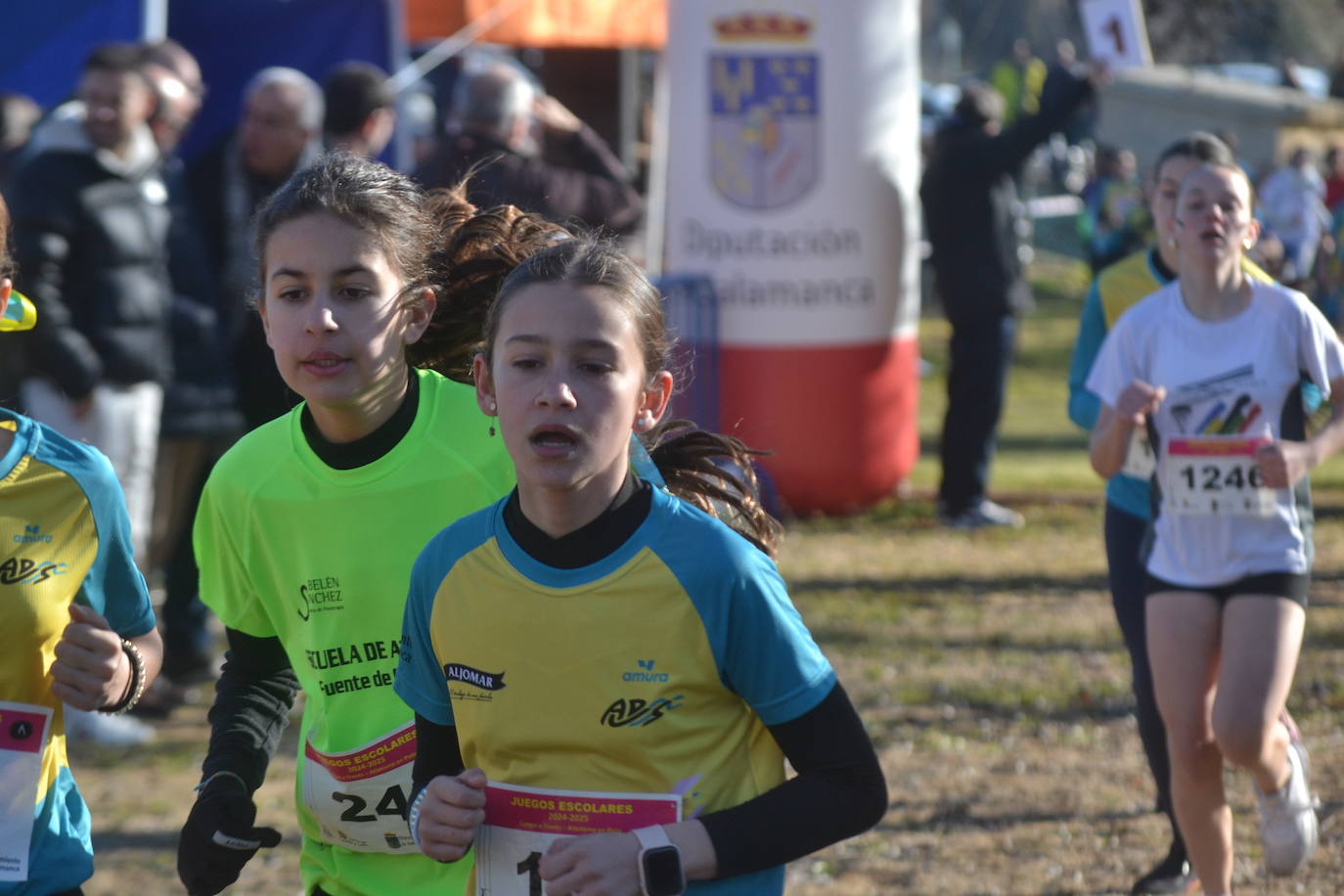 Entretenida mañana de cross escolar en Ciudad Rodrigo a pesar del frío