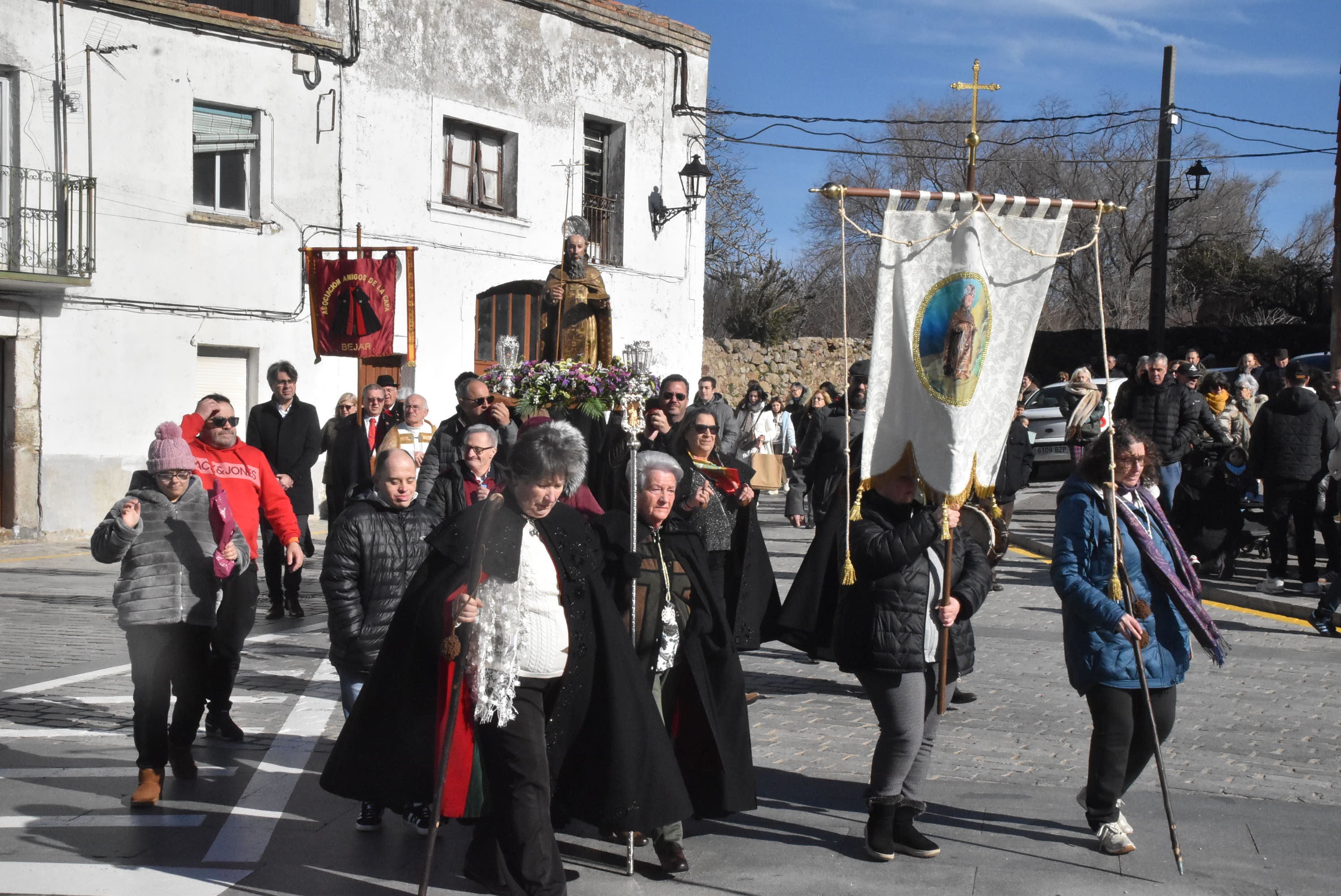 San Antón renueva la protección a los animales en Béjar