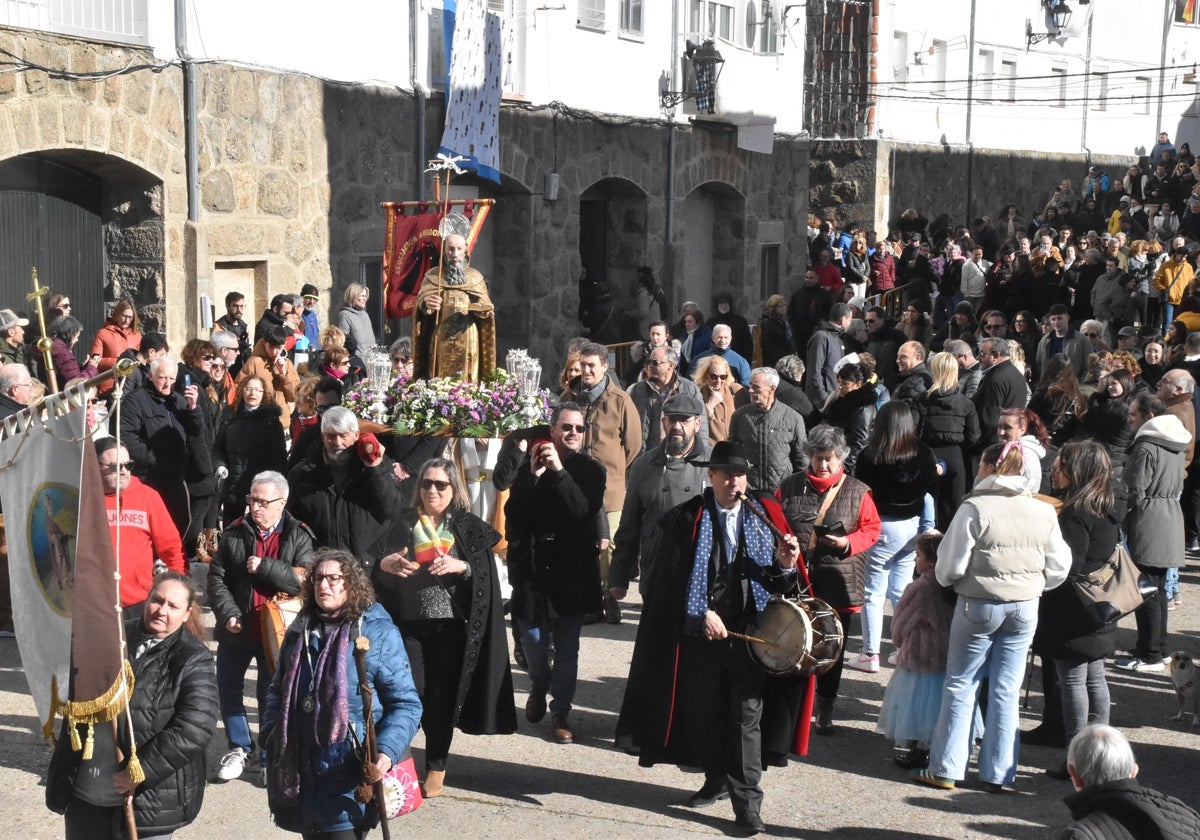 San Antón renueva la protección a los animales en Béjar