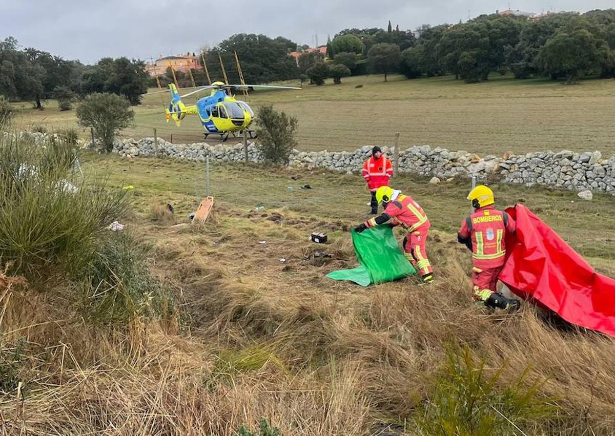 Imagen secundaria 1 - Tres varones trasladados al Hospital tras una aparatosa colisión en la A-66, a la altura de Buenavista