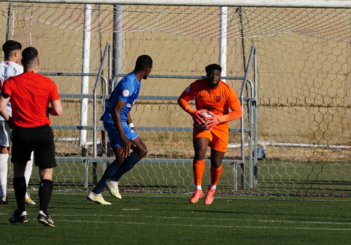 Yacouba Keita durante un compromiso de la presente temporada en el San Casto.