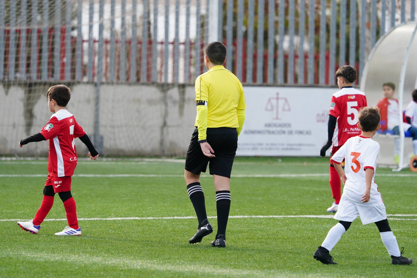 Un partido de fútbol base en Salamanca.