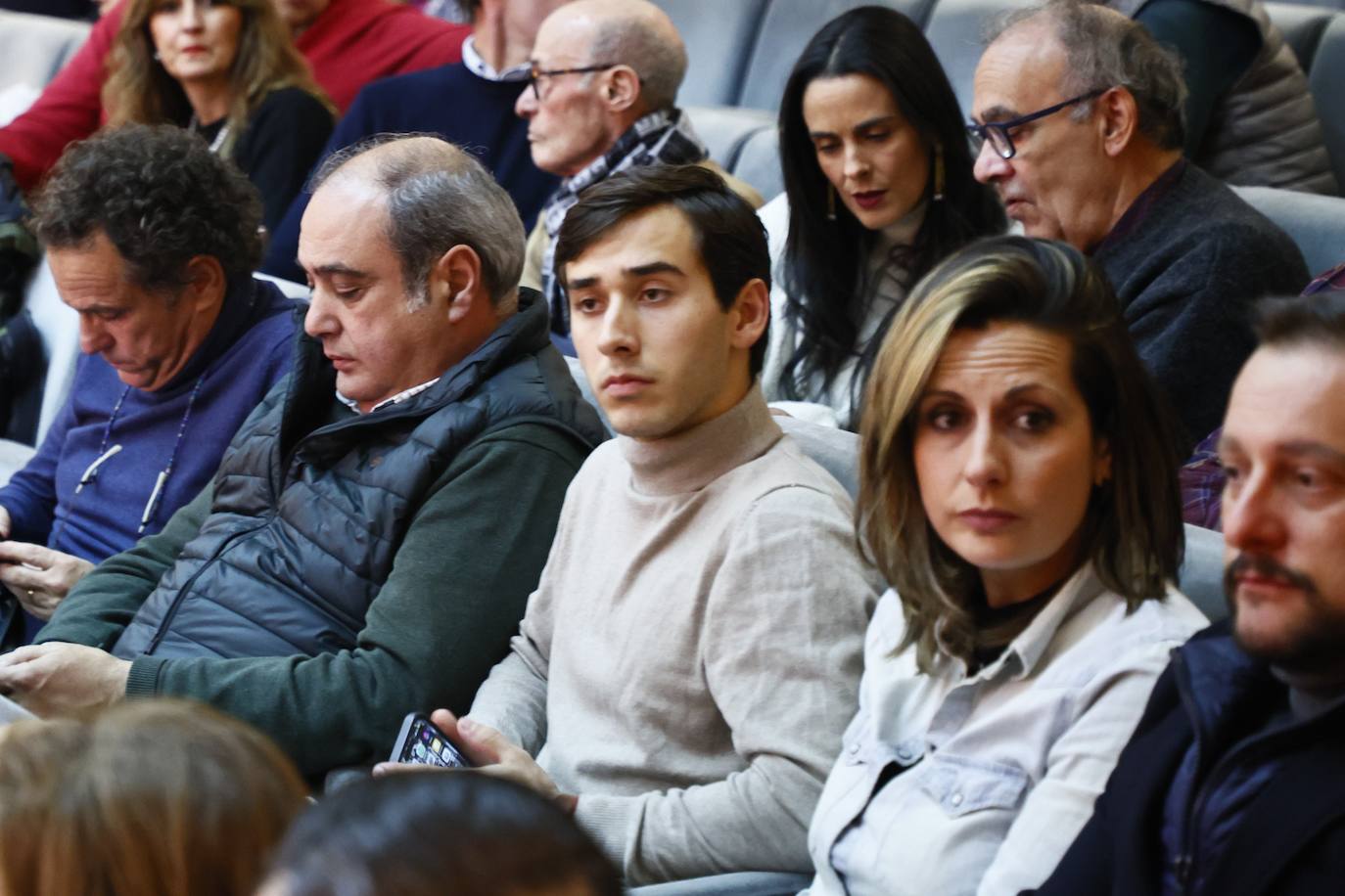 Castaño, desbordado por la admiración y el cariño: así fue el homenaje en MasterClass Toros