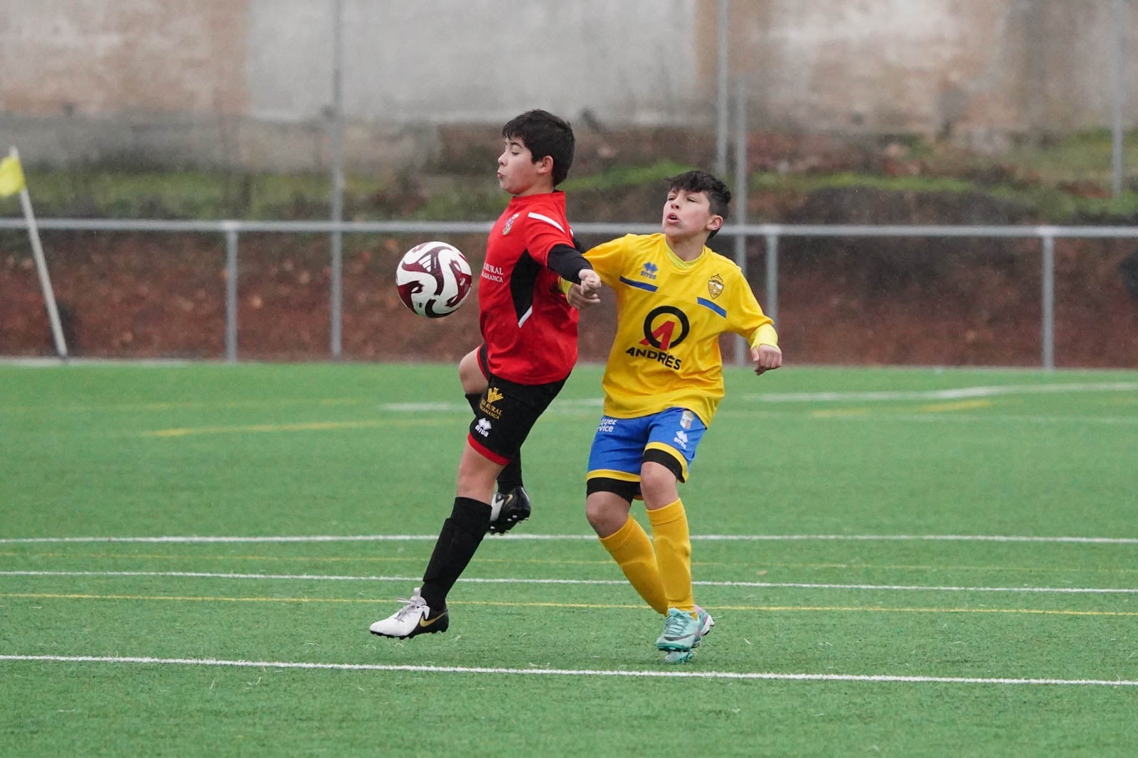 Las mejores imágenes de la jornada 13 de futbol base