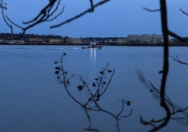 Imagen de las labores de rescate que se están acometiendo en el río Potomac.