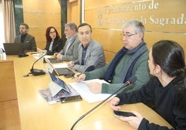 Domingo Elena, Thania Valdés, José Álvarez, Pedro Samuel Martín, Ángel Manso y Alba Hernández.