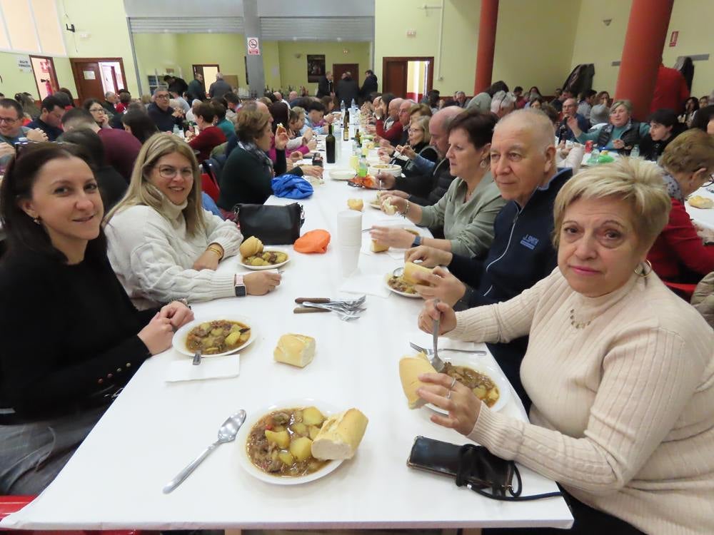 Buen sabor en la segunda jornada festiva de Palaciosrubios en honor a Las Candelas