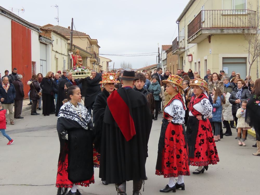 Babilafuente celebra San Blas con misa y bailes charros